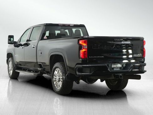 Used 2021 Chevrolet Silverado 3500 High Country w/ Z71 Off-Road Package image 3