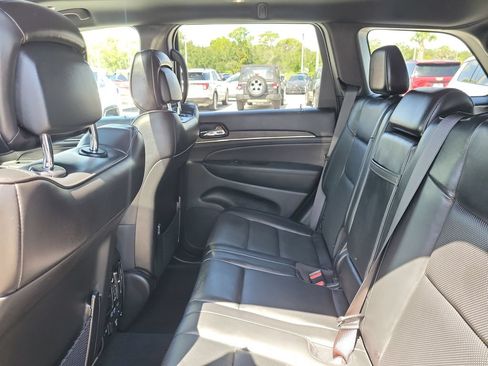 Used 2021 Jeep Grand Cherokee High Altitude AWD/4WD image 24