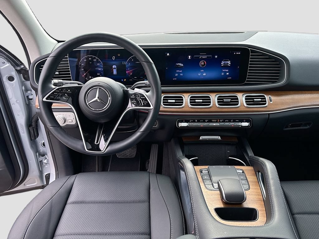 Used 2024 Mercedes-Benz GLE 350 4MATIC w/ Winter Package image 47