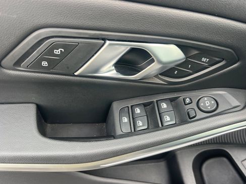 Used 2024 BMW 330i Sedan image 8