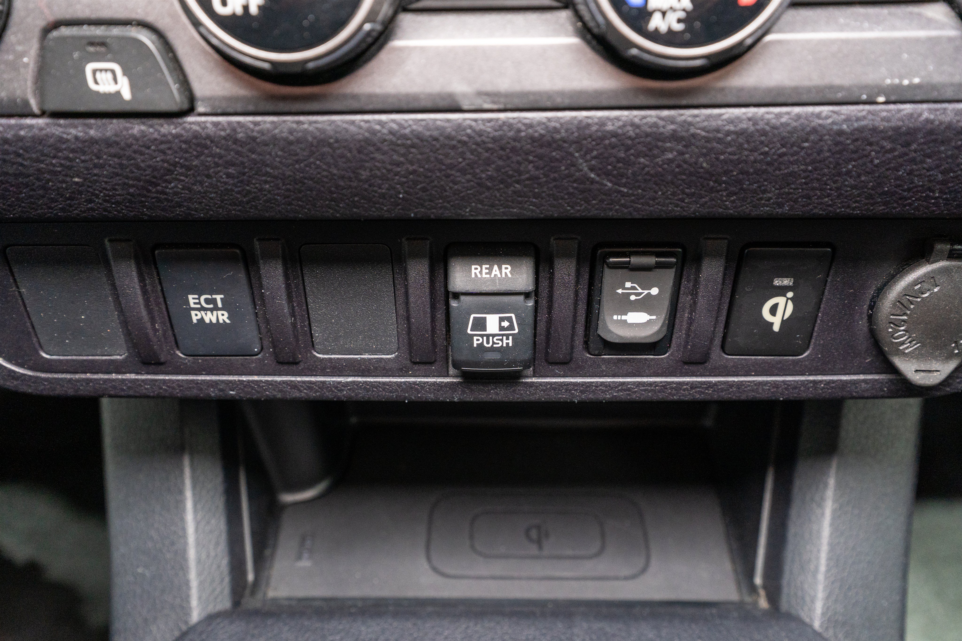 Used 2018 Toyota Tacoma TRD Off-Road AWD/4WD image 22