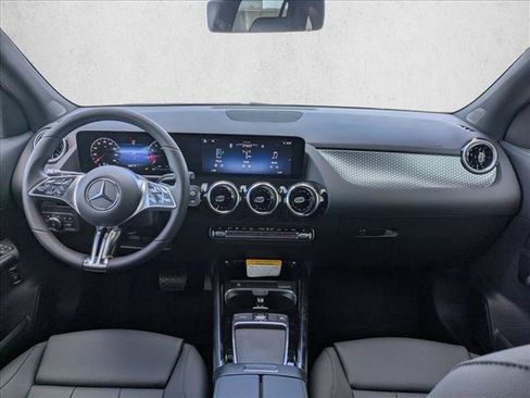 Used 2026 Mercedes-Benz GLA 250 image 14