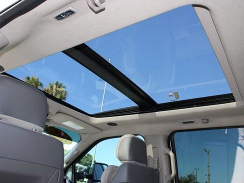 Used 2025 Ford F450 Platinum w/ Platinum Plus Package AWD/4WD image 28