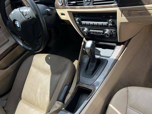 Used 2010 BMW 328i Sedan RWD image 7