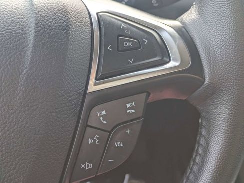 Used 2024 Ford Edge SEL image 25