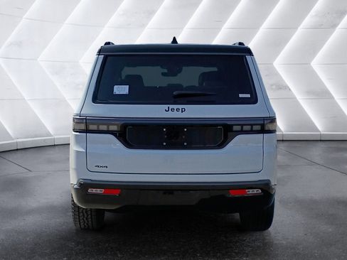 New 2026 Jeep Grand Wagoneer 4WD image 5