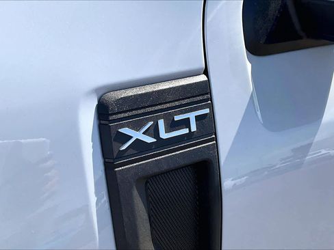 New 2026 Ford Maverick XLT AWD/4WD image 15