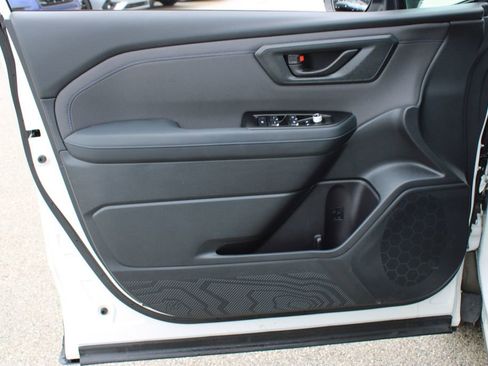 Certified 2026 Subaru Forester Premium image 9