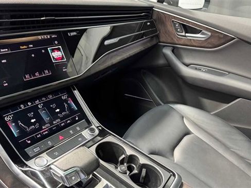 Used 2020 Audi Q7 3.0T Premium Plus w/ Premium Plus Package image 26