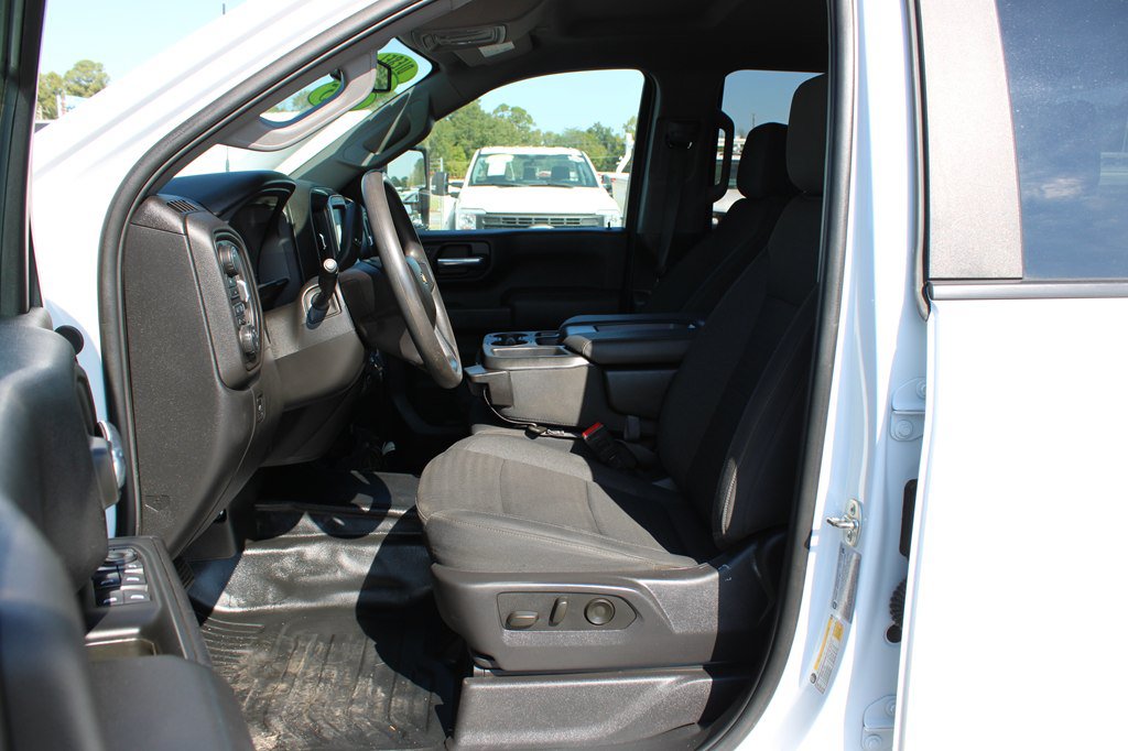 Used 2025 Chevrolet Silverado 3500 W/T w/ WT/CX Safety Package AWD/4WD image 31
