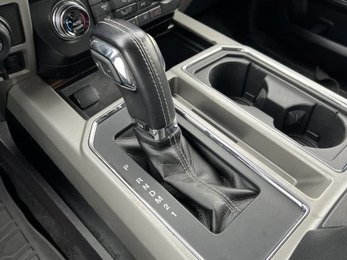 Used 2016 Ford F150 Lariat w/ Equipment Group 502A Luxury image 29