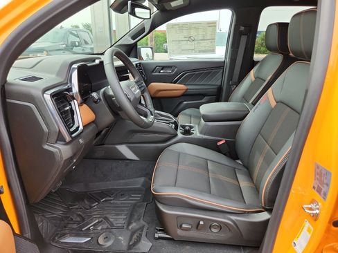 New 2026 GMC Canyon AT4 image 11