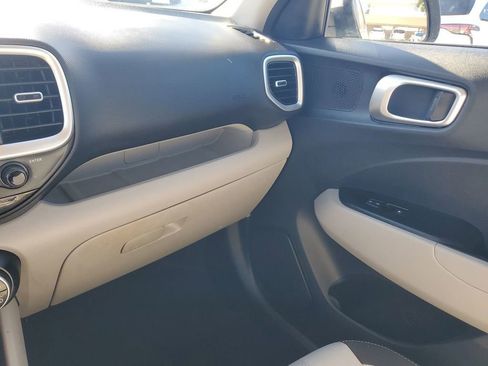 Certified 2023 Hyundai Venue SEL w/ Cargo Package image 23