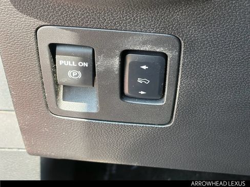 Used 2018 Ford F150 XLT w/ Equipment Group 302A Luxury AWD/4WD image 20