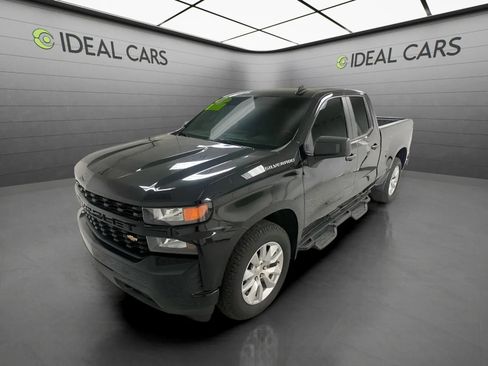 Used 2021 Chevrolet Silverado 1500 Custom RWD image 1