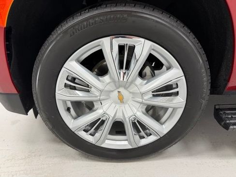 Certified 2024 Chevrolet Suburban High Country w/ Premium Package 2 AWD/4WD image 19