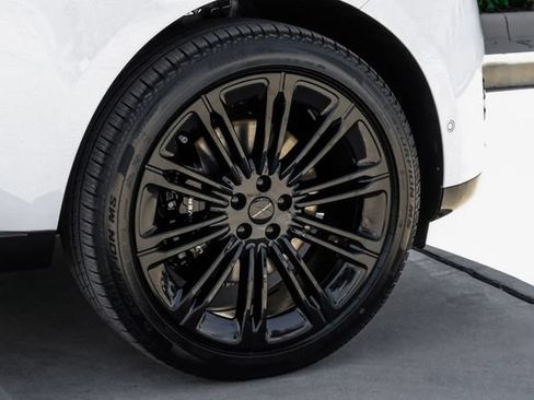 New 2026 Land Rover Range Rover SE AWD/4WD image 69
