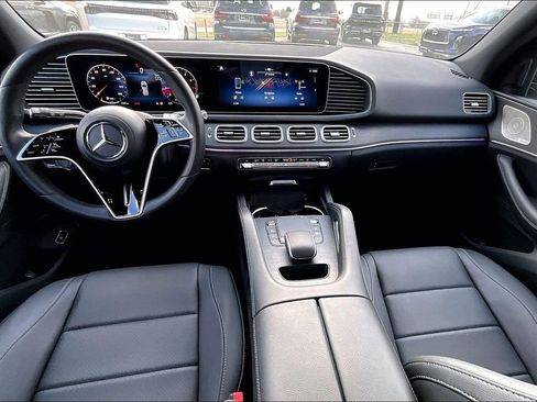 Used 2025 Mercedes-Benz GLE 350 4MATIC image 18