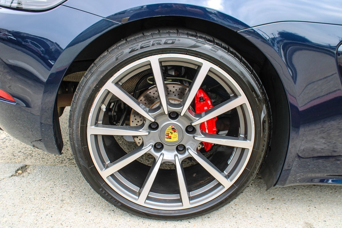 Used 2018 Porsche 718 Boxster S RWD image 38