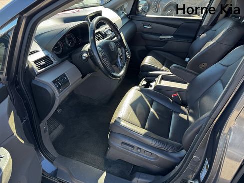 Used 2016 Honda Odyssey EX-L image 9