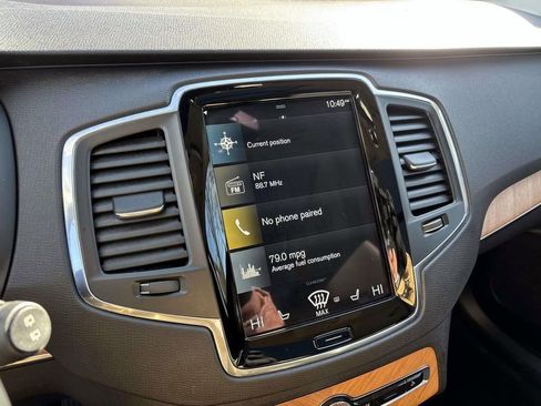 Used 2021 Volvo XC90 T8 Inscription Expression w/ Climate Package image 19