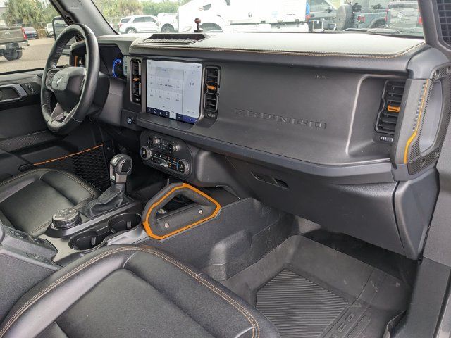 Certified 2024 Ford Bronco Badlands AWD/4WD image 14