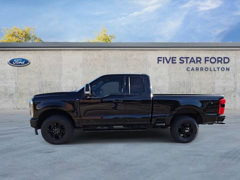 Used 2023 Ford F350 XLT w/ XLT Premium Package image 6