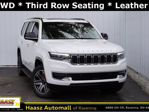 Used 2023 Jeep Wagoneer 4WD w/ Premium Group I image 1