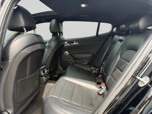 Used 2021 Kia Stinger GT2 AWD/4WD image 28