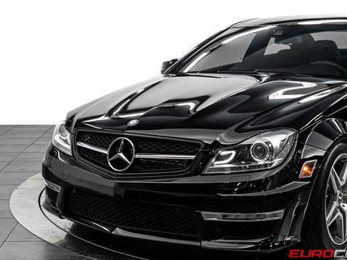 Used 2012 Mercedes-Benz C 63 AMG Coupe image 12