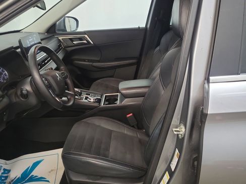 Used 2023 Mitsubishi Outlander Ralliart AWD/4WD image 10