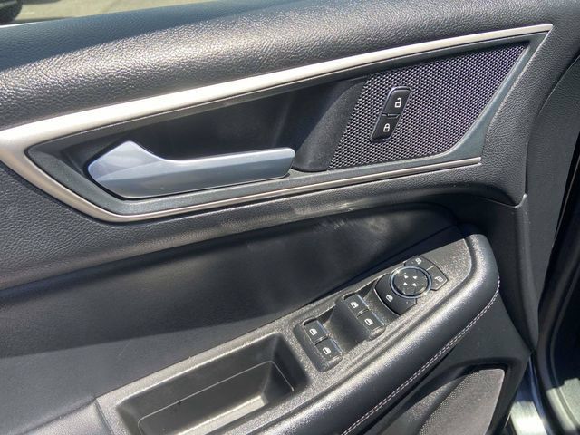 Certified 2024 Ford Edge SEL AWD/4WD image 12