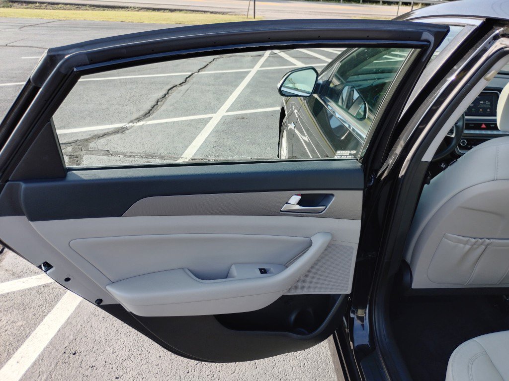 Used 2018 Hyundai Sonata SE FWD image 8
