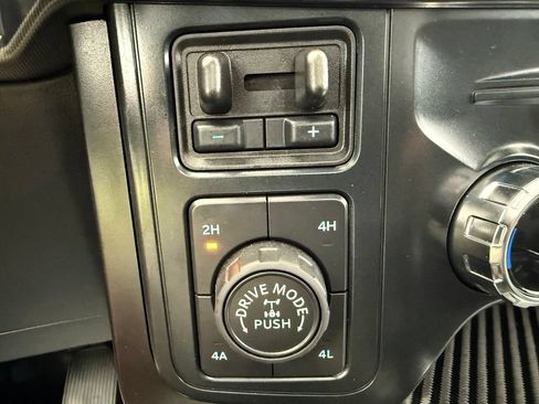 Used 2025 Ford F150 Raptor AWD/4WD image 39