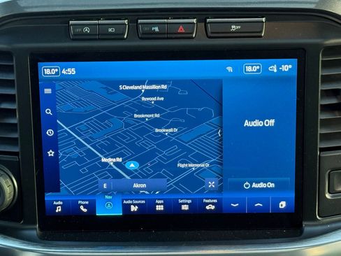 Certified 2023 Ford F150 Lariat w/ Equipment Group 502A High image 21