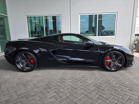 Certified 2025 Chevrolet Corvette E-Ray w/ Battery Protection Package AWD/4WD image 8