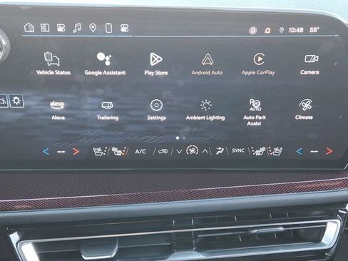 Used 2024 Chevrolet Traverse RS image 19