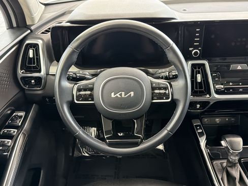 Used 2023 Kia Sorento SX FWD image 11