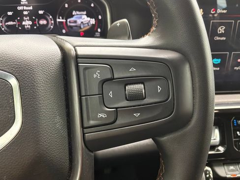 Used 2024 GMC Sierra 1500 AT4 w/ Technology Package AWD/4WD image 16