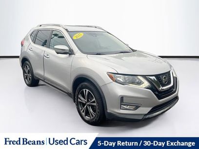 Used 2017 Nissan Rogue SL