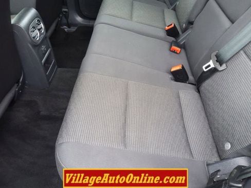 Used 2017 Volkswagen Tiguan S image 27