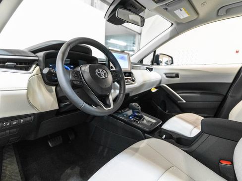 New 2026 Toyota Corolla Cross LE AWD/4WD image 4