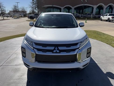 Used 2024 Mitsubishi Outlander Sport AWD image 2