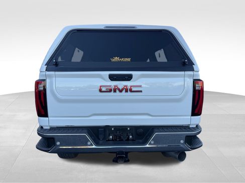 Used 2024 GMC Sierra 2500 SLT w/ SLT Premium Package AWD/4WD image 6