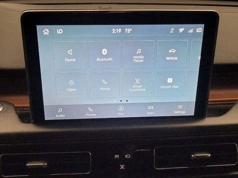 Used 2020 Lincoln Aviator Reserve w/ Elements Package Plus image 25