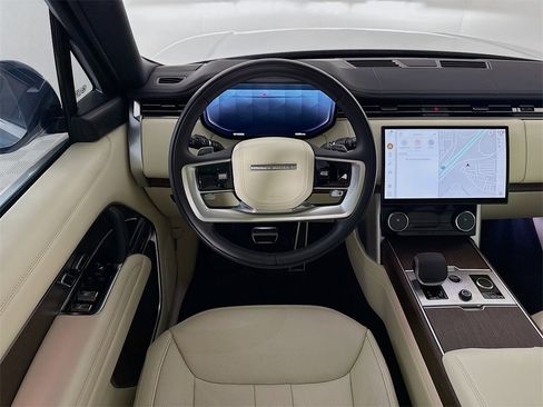 Used 2023 Land Rover Range Rover SE image 24