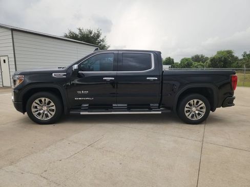 Used 2020 GMC Sierra 1500 Denali w/ Technology Package RWD image 4