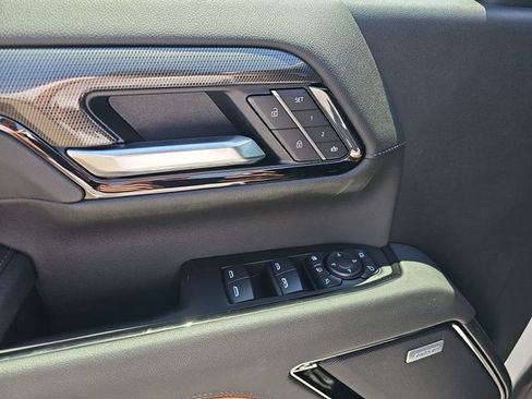 New 2026 GMC Sierra 2500 AT4 w/ AT4 Premium Plus Package AWD/4WD image 22