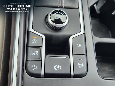 Used 2022 Kia Sorento EX w/ Panoramic Sunroof Package FWD image 18
