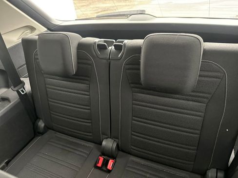 Used 2022 Volkswagen Tiguan S FWD image 15